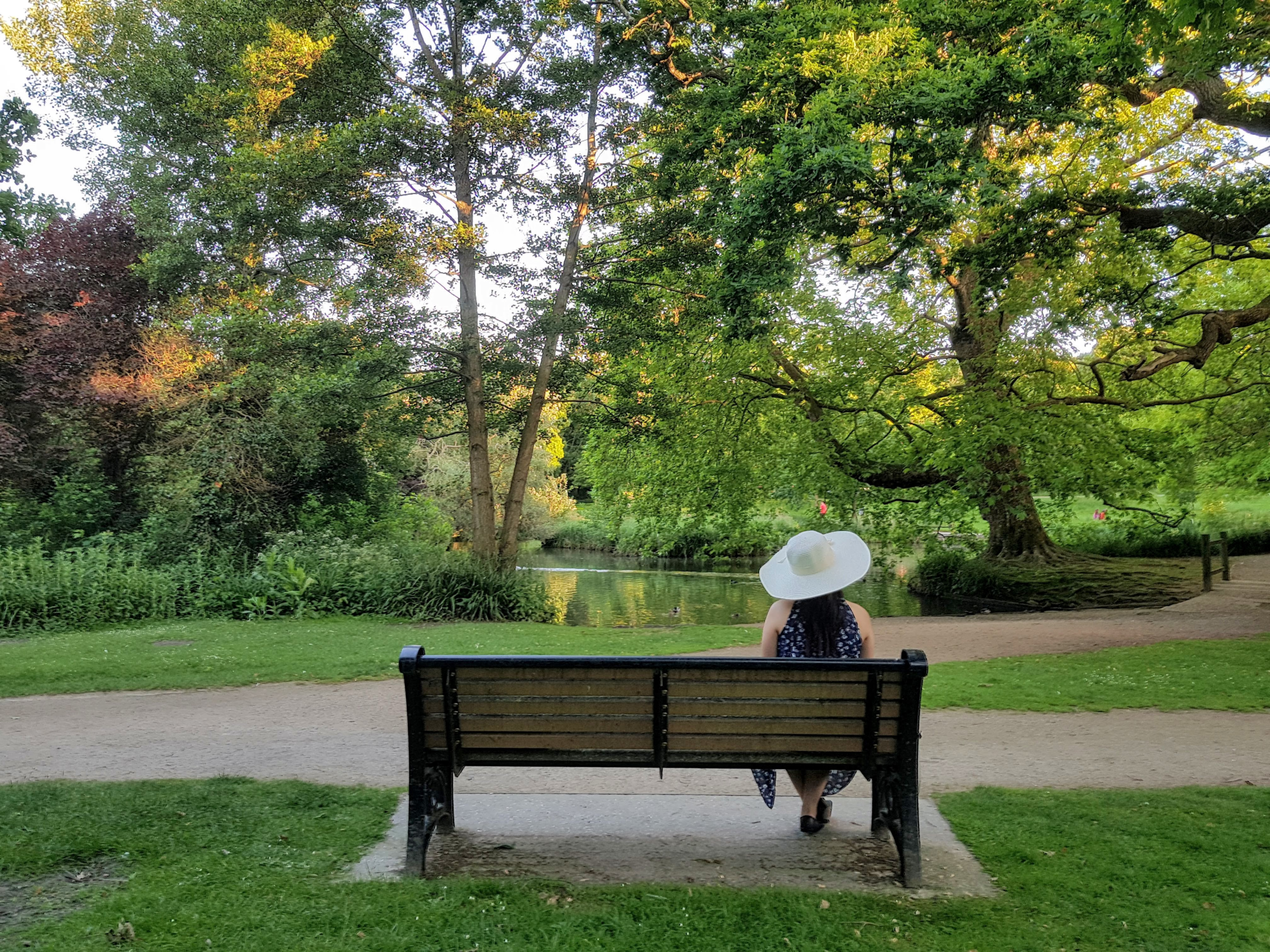 What Adult Friendship Demands: On Reciprocity, Adult Priorities, and Choosing to Show Up